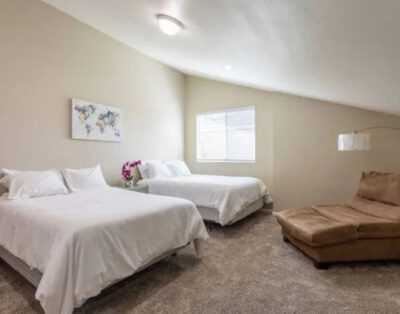 Cozy Room by the Beaches