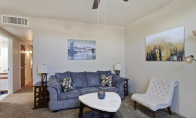 Ample & Cozy Accommodation with Indoor Fireplace