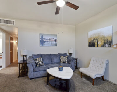 Ample & Cozy Accommodation with Indoor Fireplace