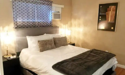 Bright And Comfortable Apartment in Central Tucson